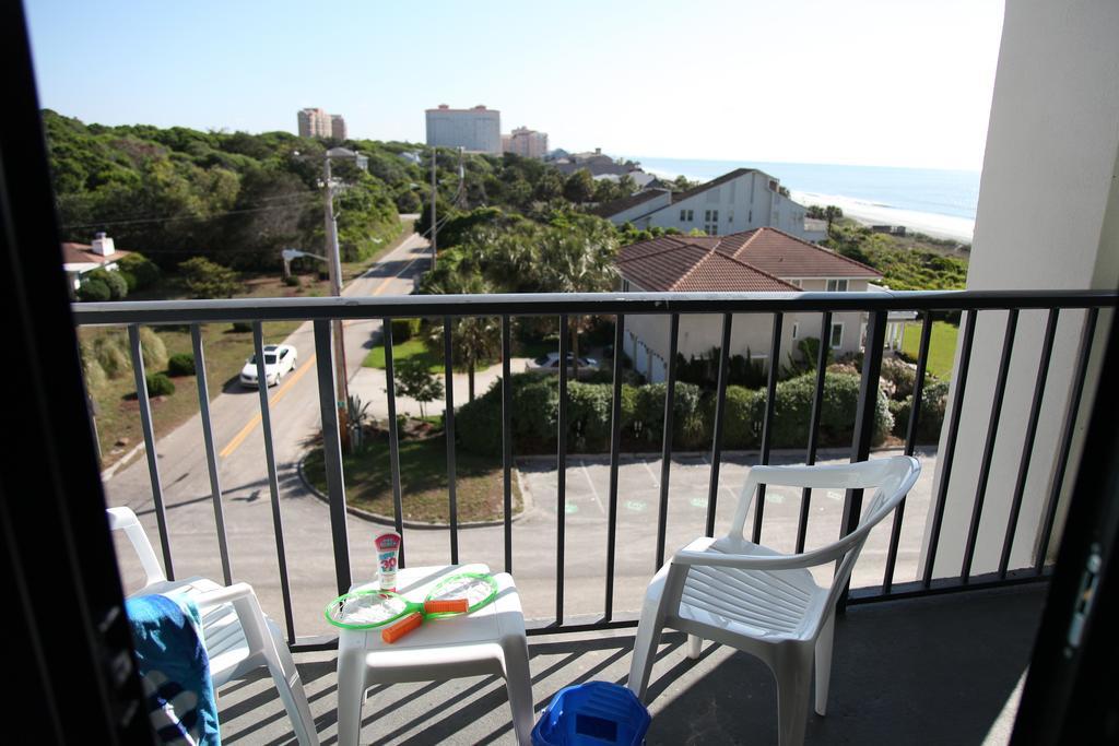 Queen Room with Two Queen Beds and Kitchen - Side Ocean View,1613420530:JPEG