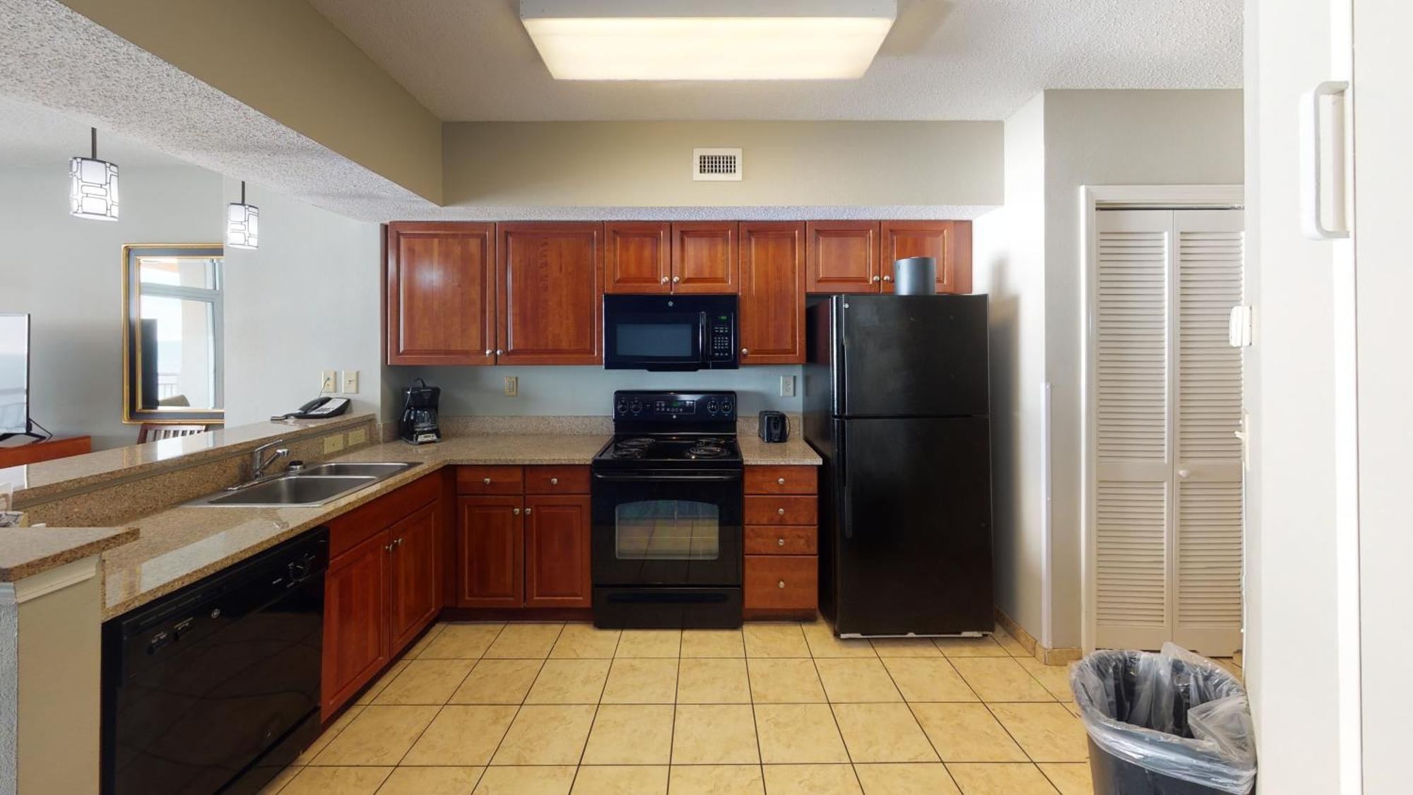 Oceanfront Queen Suite