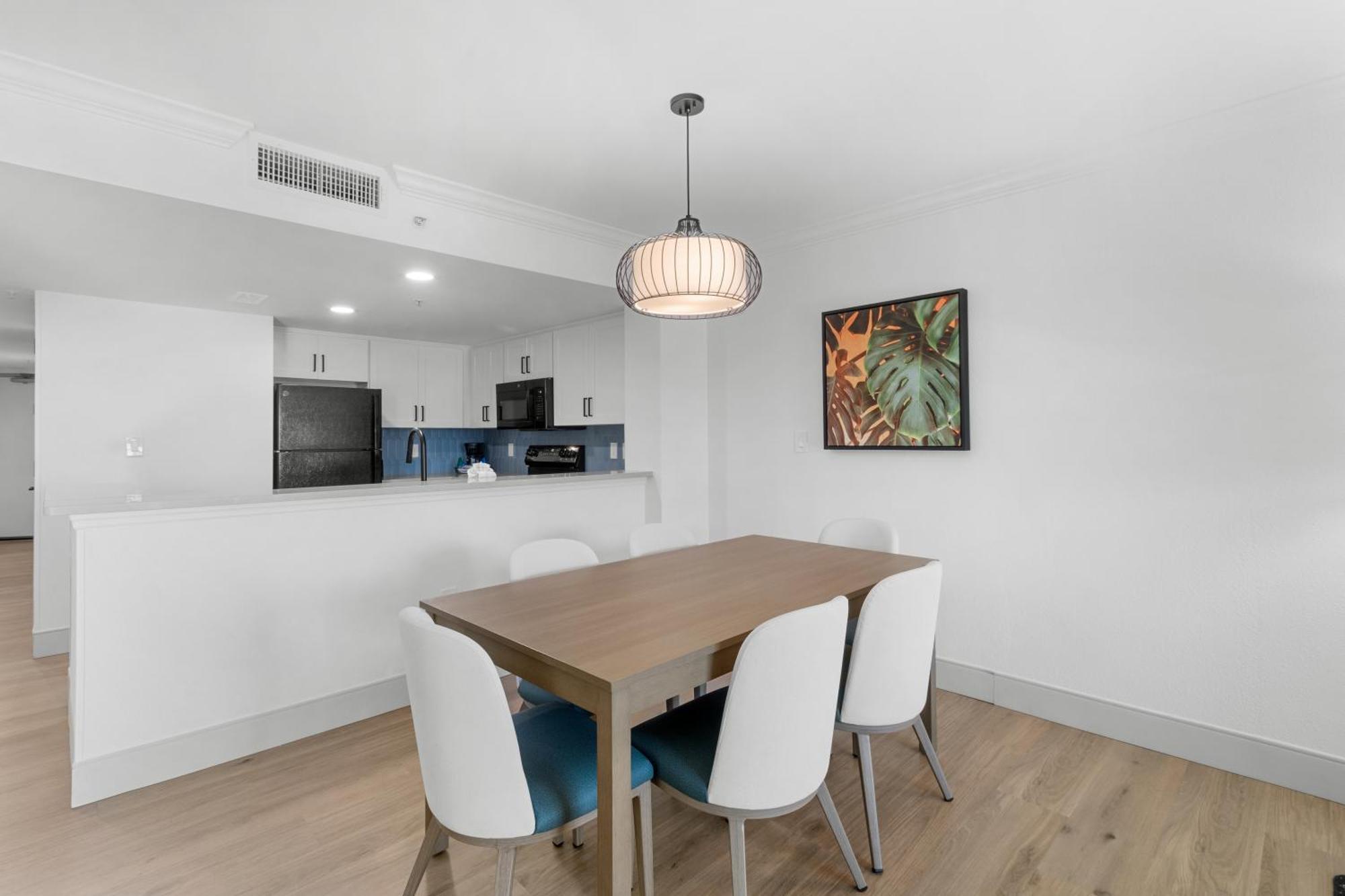 South Tower Angle Ocean View Deluxe Three Bedroom Condo