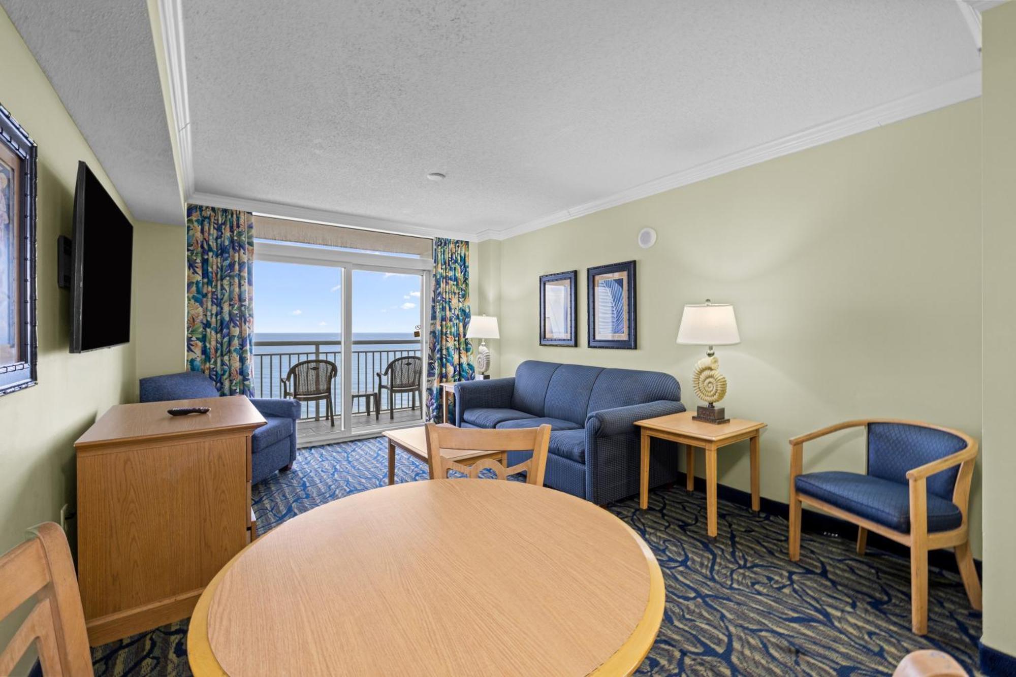 Oceanfront One Bedroom King Suite