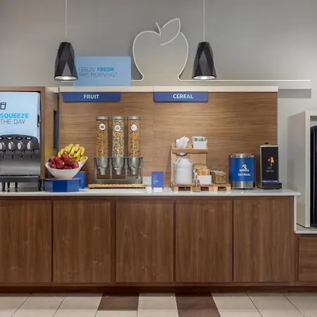 Holiday Inn Express Myrtle Beach-Broadway At The Beach By Ihg-3