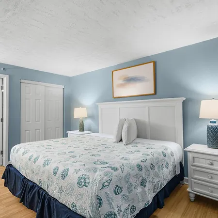 Monterey Bay Suites-3